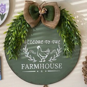 Green Farmhouse Welcome Sign